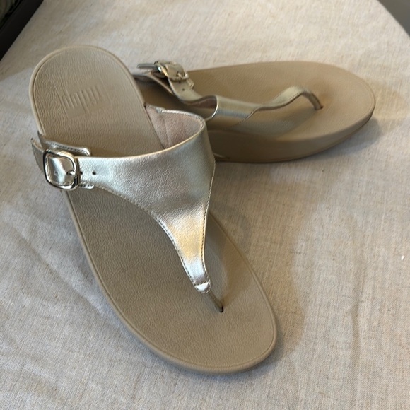 Fitflop Shoes - Fitflop Elegant Gold Women's Sandals